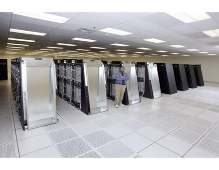 הכירו את מחשב העל החדש של IBM